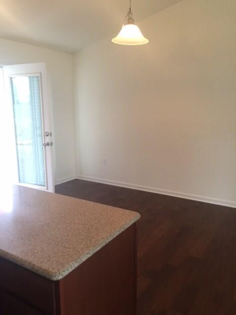 202 West Country Barn Road Houston, PA 15342 - Photo 5 of 22 Breakfast/ dining area