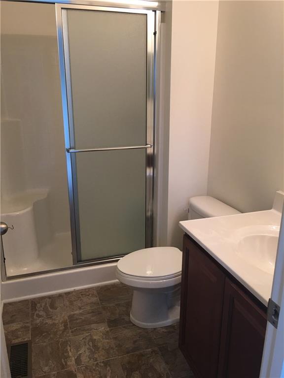 202 West Country Barn Road Houston, PA 15342 - Photo 8 of 22 Full bath