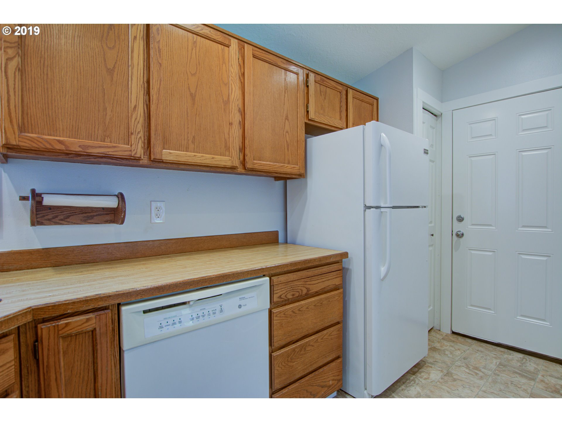14270 Northwest Pioneer Road Beaverton, OR 97006 - Photo 14 of 30 Gallery Image 14