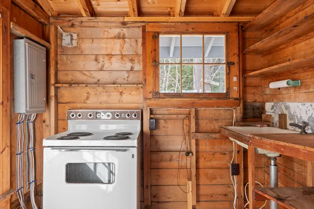 $250,000 | 15 Blueberry Hill Road, Georgetown, ME 04548