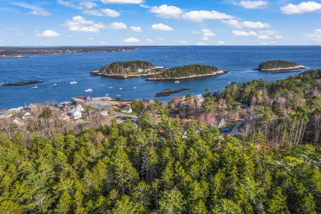 $250,000 | 15 Blueberry Hill Road, Georgetown, ME 04548