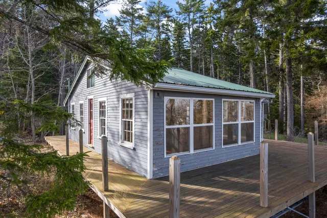 $250,000 | 15 Blueberry Hill Road, Georgetown, ME 04548