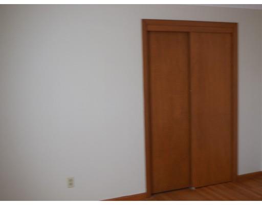 11 Village Road Holyoke, MA 01040 - Photo 11 of 12 Gallery Image 11