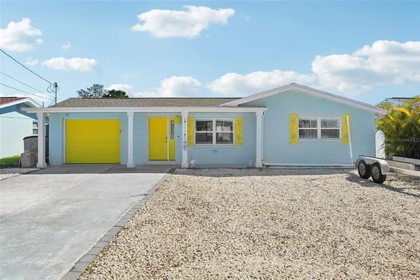 $424,999 | 13700 Leslie Drive, Hudson, FL 34667
