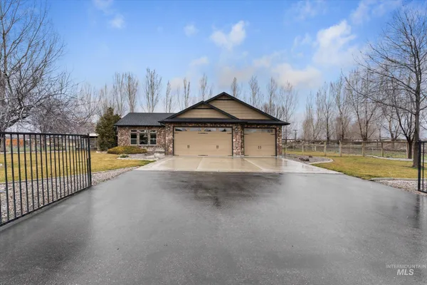 $650,000 | 26530 Noahs Landing Circle, Wilder, ID 83676