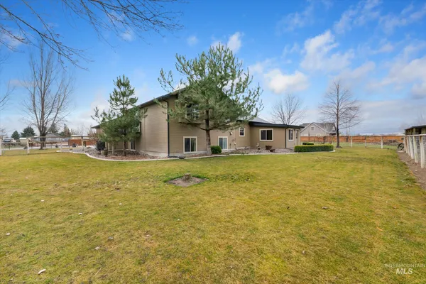 $650,000 | 26530 Noahs Landing Circle, Wilder, ID 83676