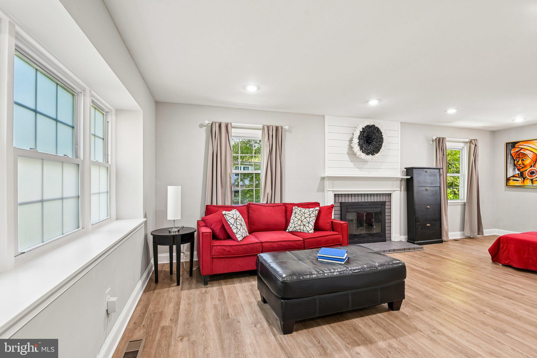 8715 Crestmont Lane Laurel, MD 20708 - Photo 11 of 46