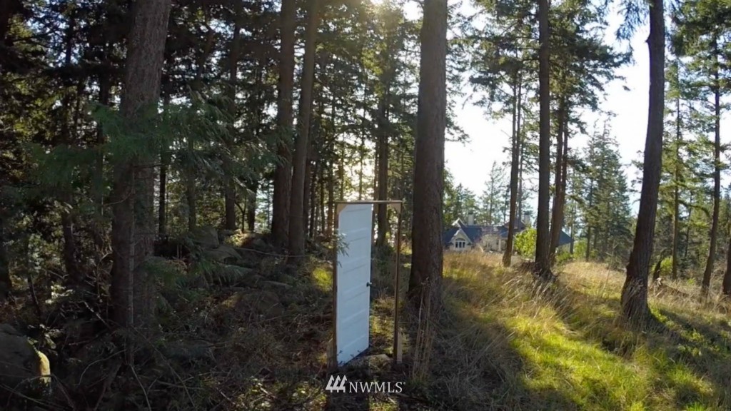 708 Bayside Road Bellingham, WA 98225 - Photo 2 of 4