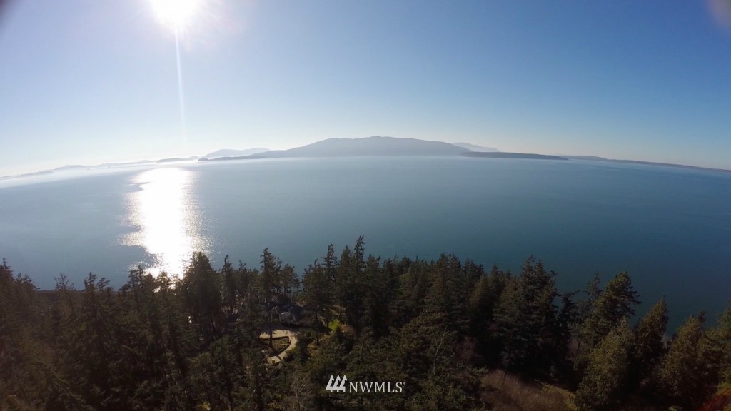 708 Bayside Road Bellingham, WA 98225 - Photo 3 of 4