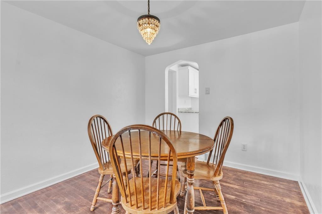 1281 Kirsopp Avenue Pittsburgh, PA 15220 - Photo 11 of 41