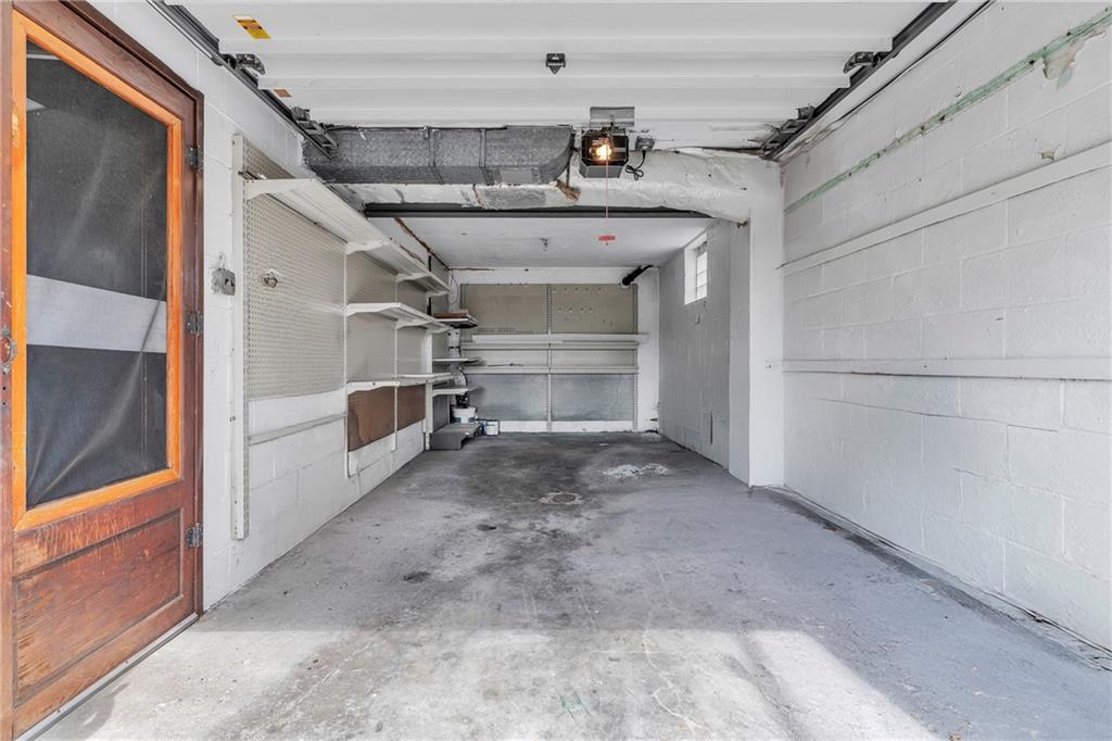 1281 Kirsopp Avenue Pittsburgh, PA 15220 - Photo 35 of 41