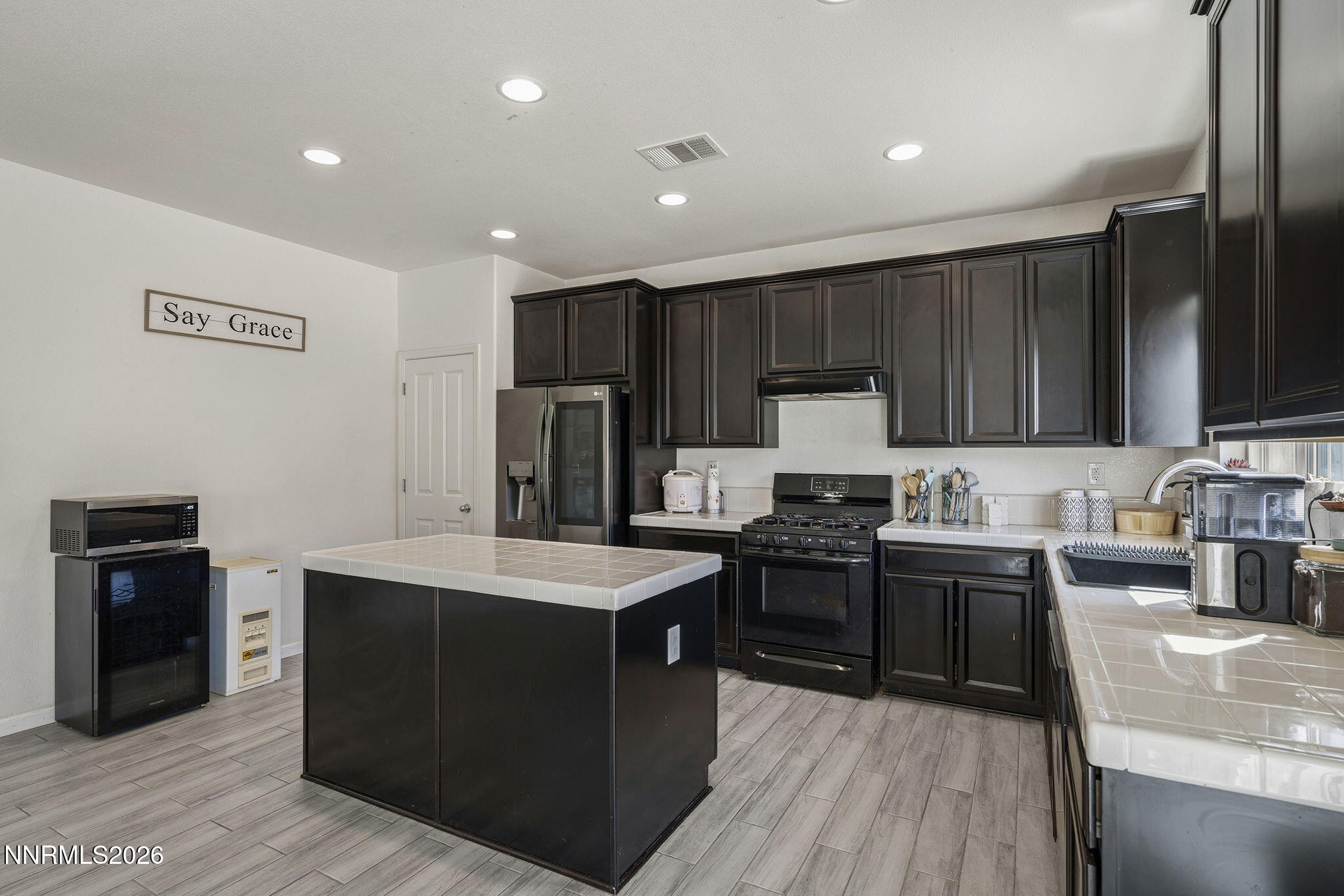 14309 Durham Drive Reno, NV 89506 - Photo 8 of 25 9-web-or-mls-_DSC8527