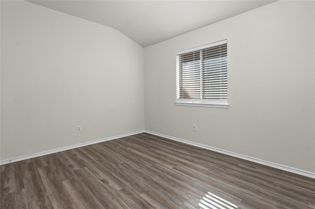 3256 Torio Grand Prairie, TX 75054 - Photo 13 of 17 an empty room with a window