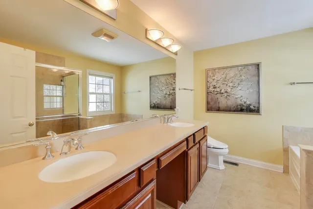 $949,000 | 1325 Grantham Drive, Schaumburg, IL 60193