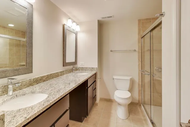 $949,000 | 1325 Grantham Drive, Schaumburg, IL 60193