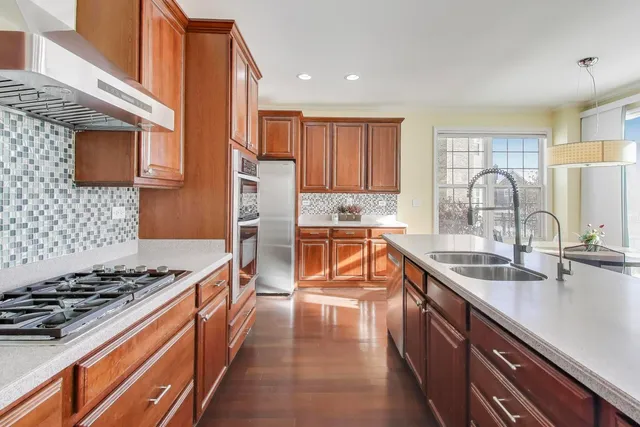 $949,000 | 1325 Grantham Drive, Schaumburg, IL 60193