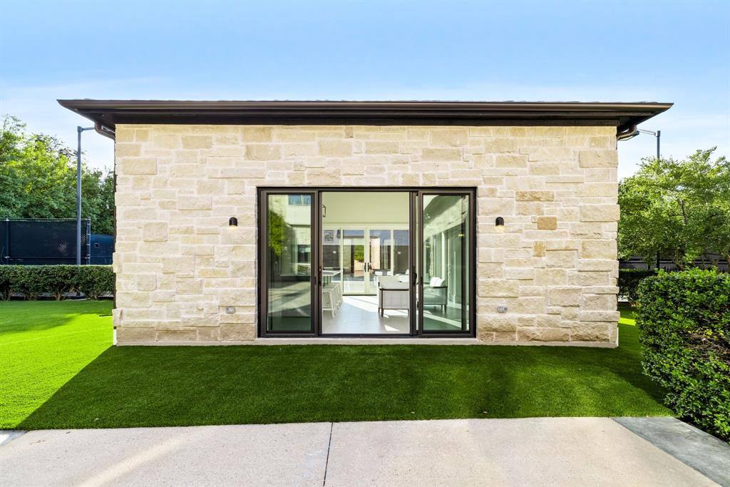 6413 Old Gate Road Plano, TX 75024 - Photo 26 of 30 Brand-new custom tennis clubhouse.