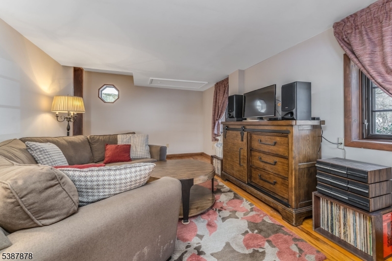 63 Sanatorium Road Glen Gardner, NJ 08826 - Photo 16 of 29