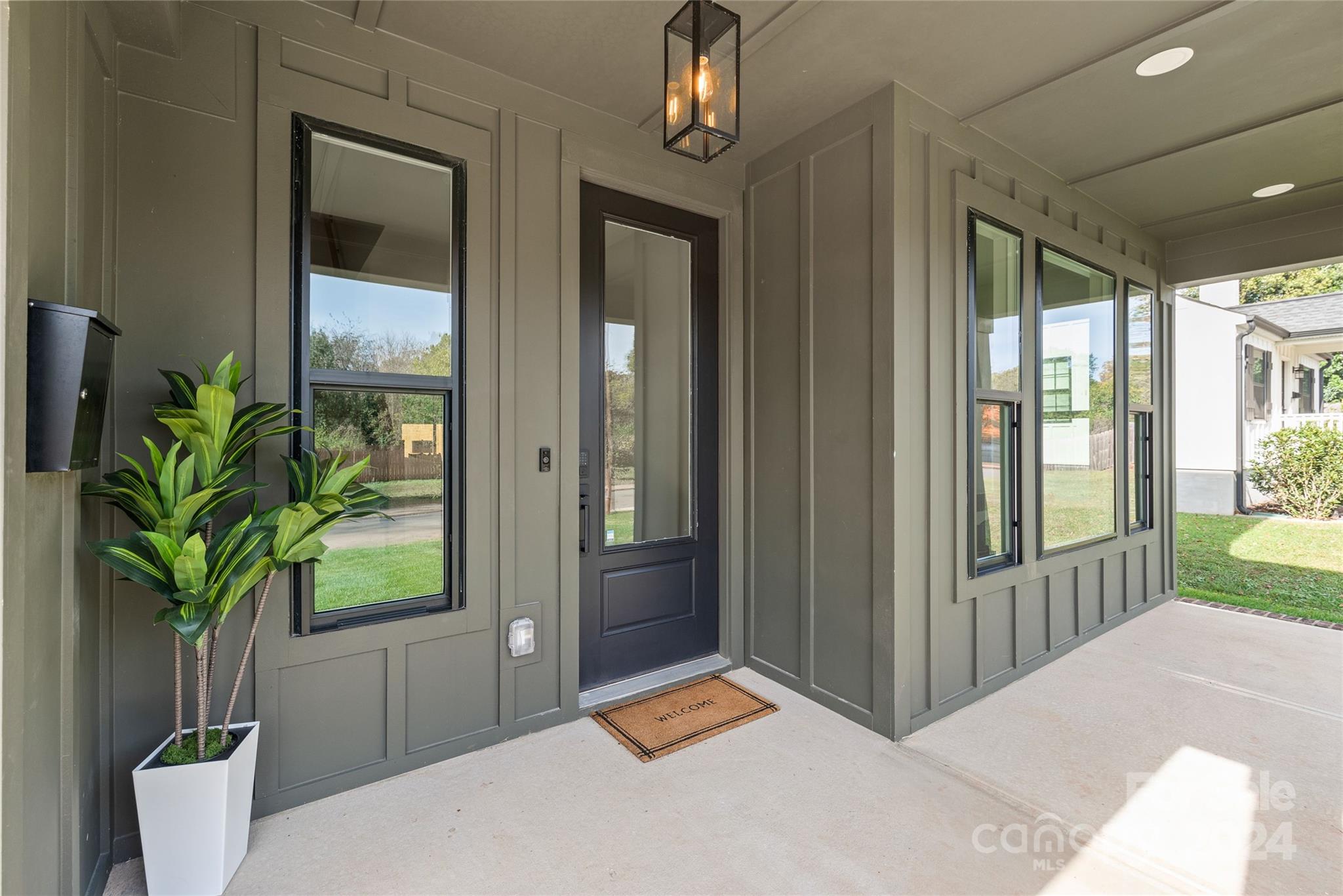 2834 Cowles Road Charlotte, NC 28208 - Photo 4 of 45