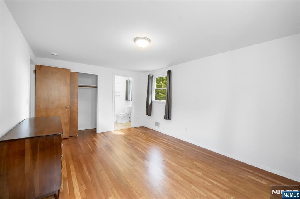 30 Smithfield Road Waldwick, NJ 07463 - Photo 7 of 18 Gallery Image 7