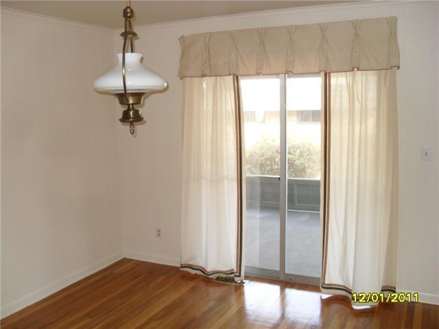 9634 Brookville Road Indianapolis, IN 46239 - Photo 4 of 15 Gallery Image 4