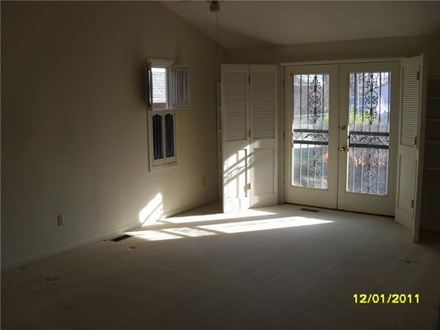 9634 Brookville Road Indianapolis, IN 46239 - Photo 7 of 15 Gallery Image 7
