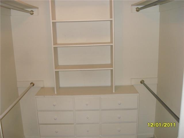 9634 Brookville Road Indianapolis, IN 46239 - Photo 8 of 15 Gallery Image 8