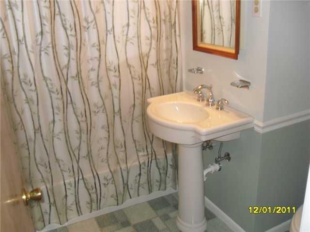 9634 Brookville Road Indianapolis, IN 46239 - Photo 9 of 15 Gallery Image 9