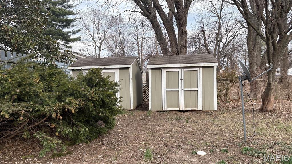 1072 Prigge Road St. Louis, MO 63138 - Photo 14 of 20 Gallery Image 14