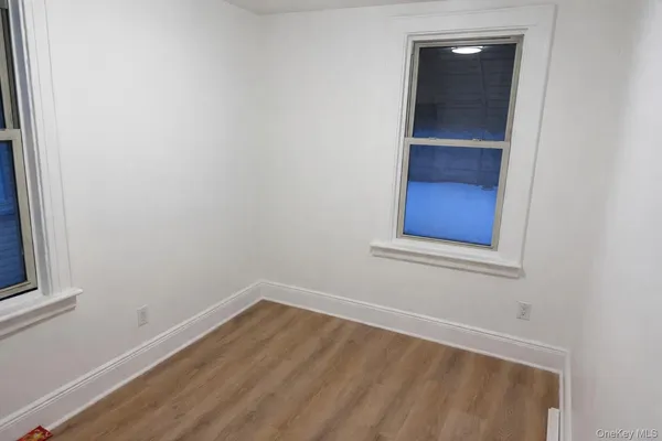 $3,400 | 71-50 73rd Place | Glendale