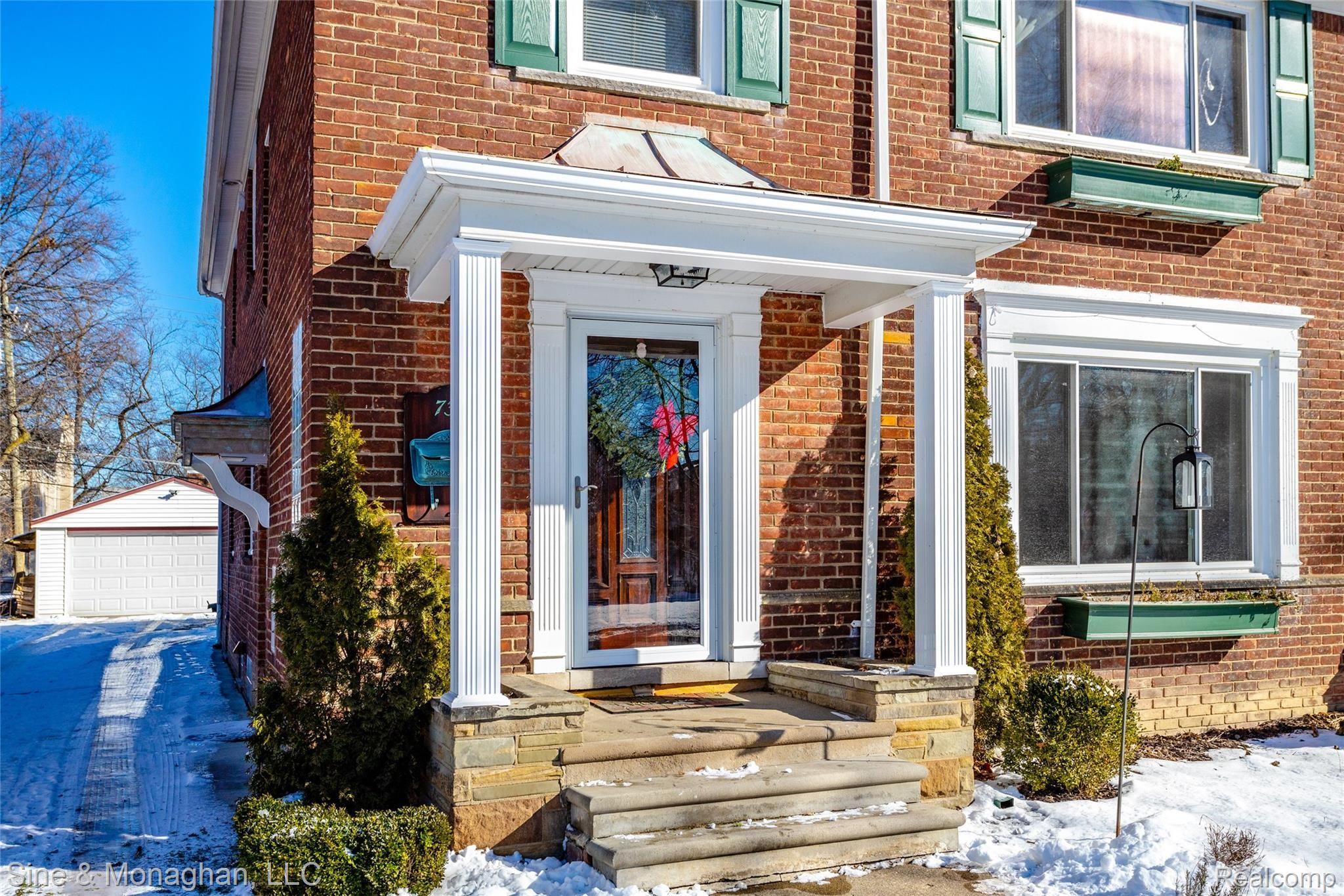732 Trombley Road Grosse Pointe, MI 48230 - Photo 2 of 48 732 Trombley L004.jpg
