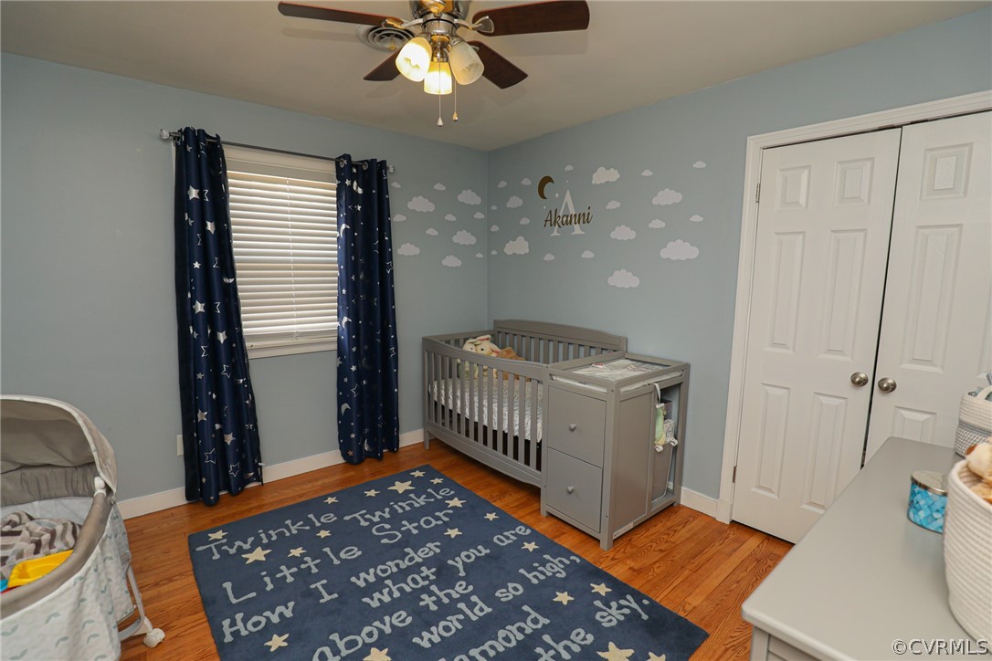 5346 Cold Harbor Road Mechanicsville, VA 23111 - Photo 19 of 42 Bedroom 3 with hardwood floor, ceiling fan, double