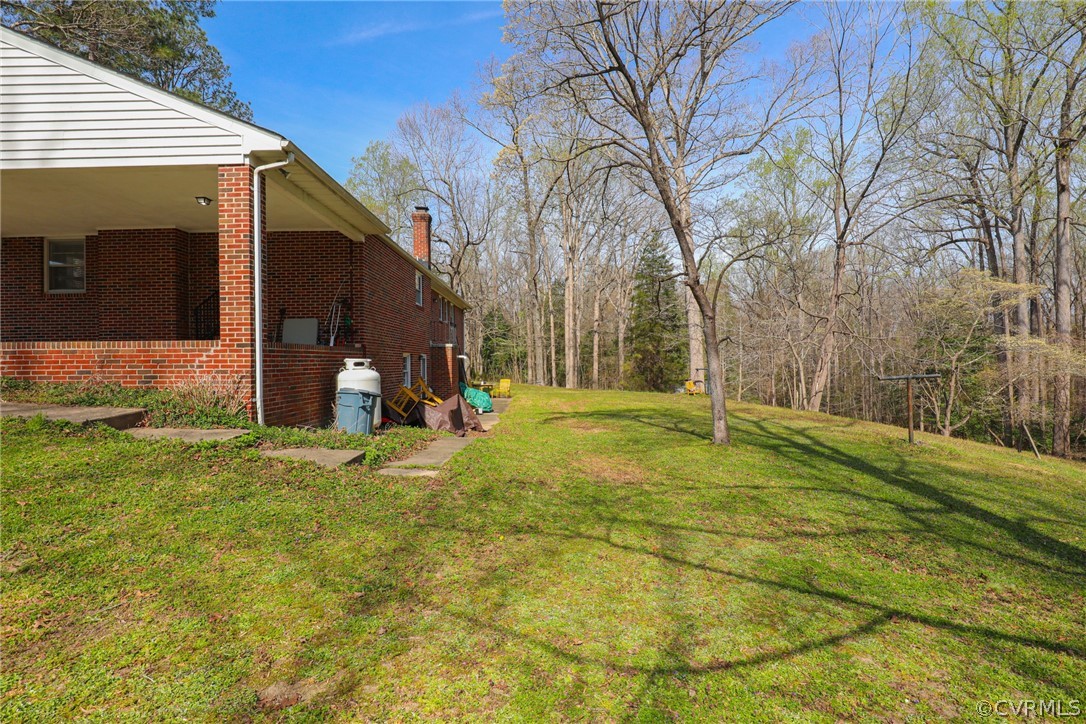 5346 Cold Harbor Road Mechanicsville, VA 23111 - Photo 40 of 42 View of right side of house