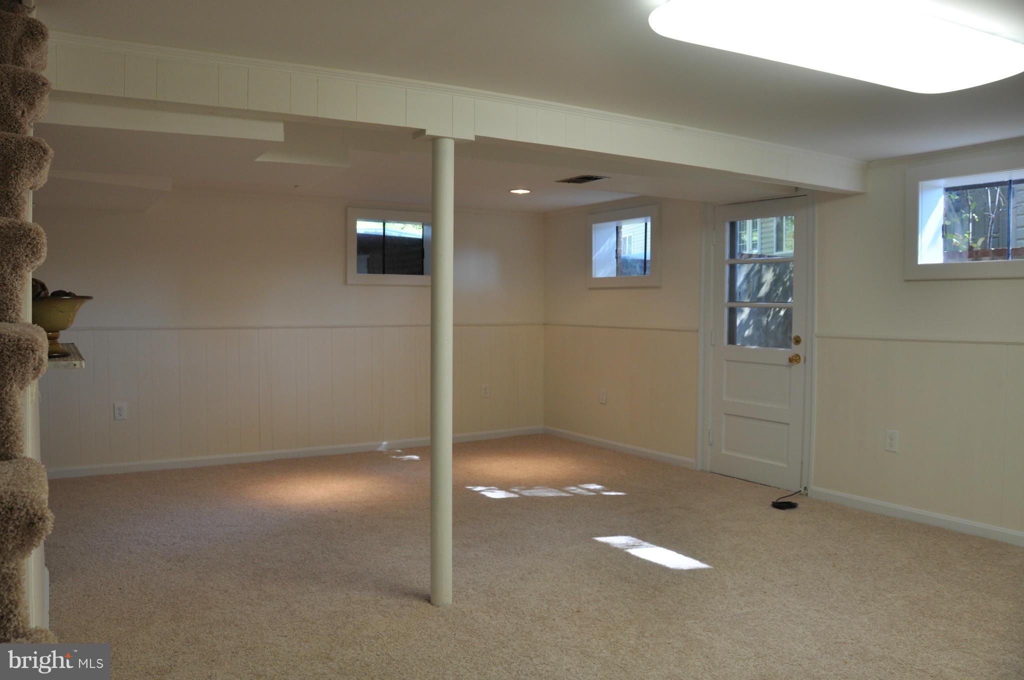 5417 Rolling Road Springfield, VA 22151 - Photo 5 of 20 a view of a small space