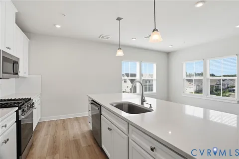 $324,750 | 6655 Citory Way, Unit 203, Moseley, VA 23120