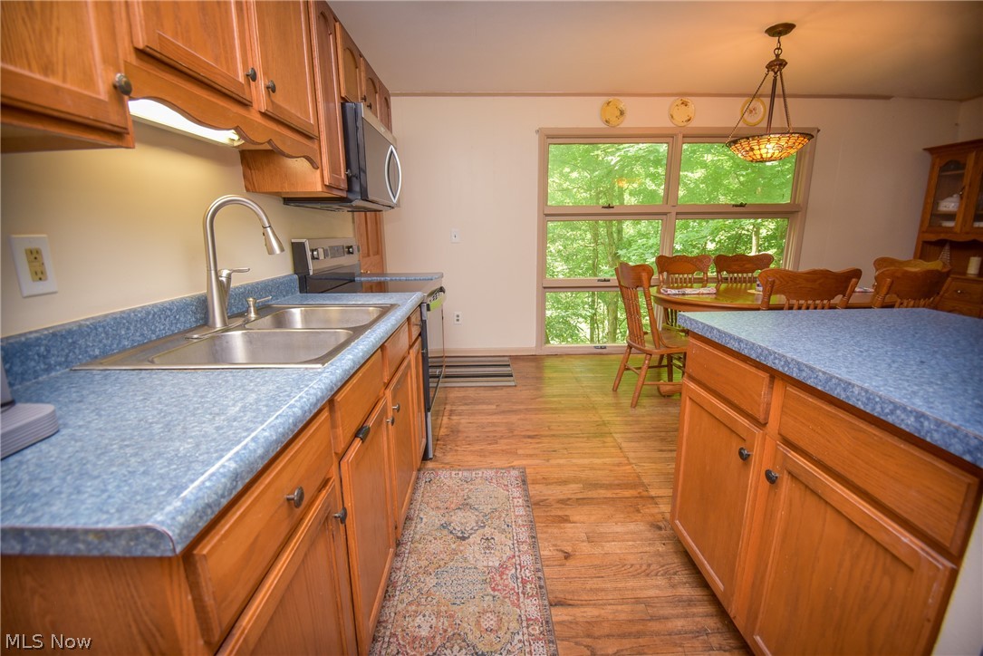 1683 Ridge Road Hinckley, OH 44233 - Photo 12 of 49