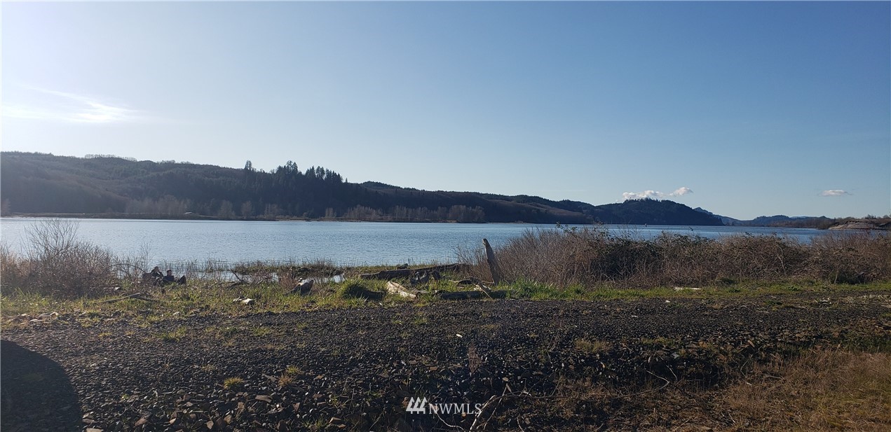 177 Ostervold Road Cathlamet, WA 98612 - Photo 4 of 16 Gallery Image 4