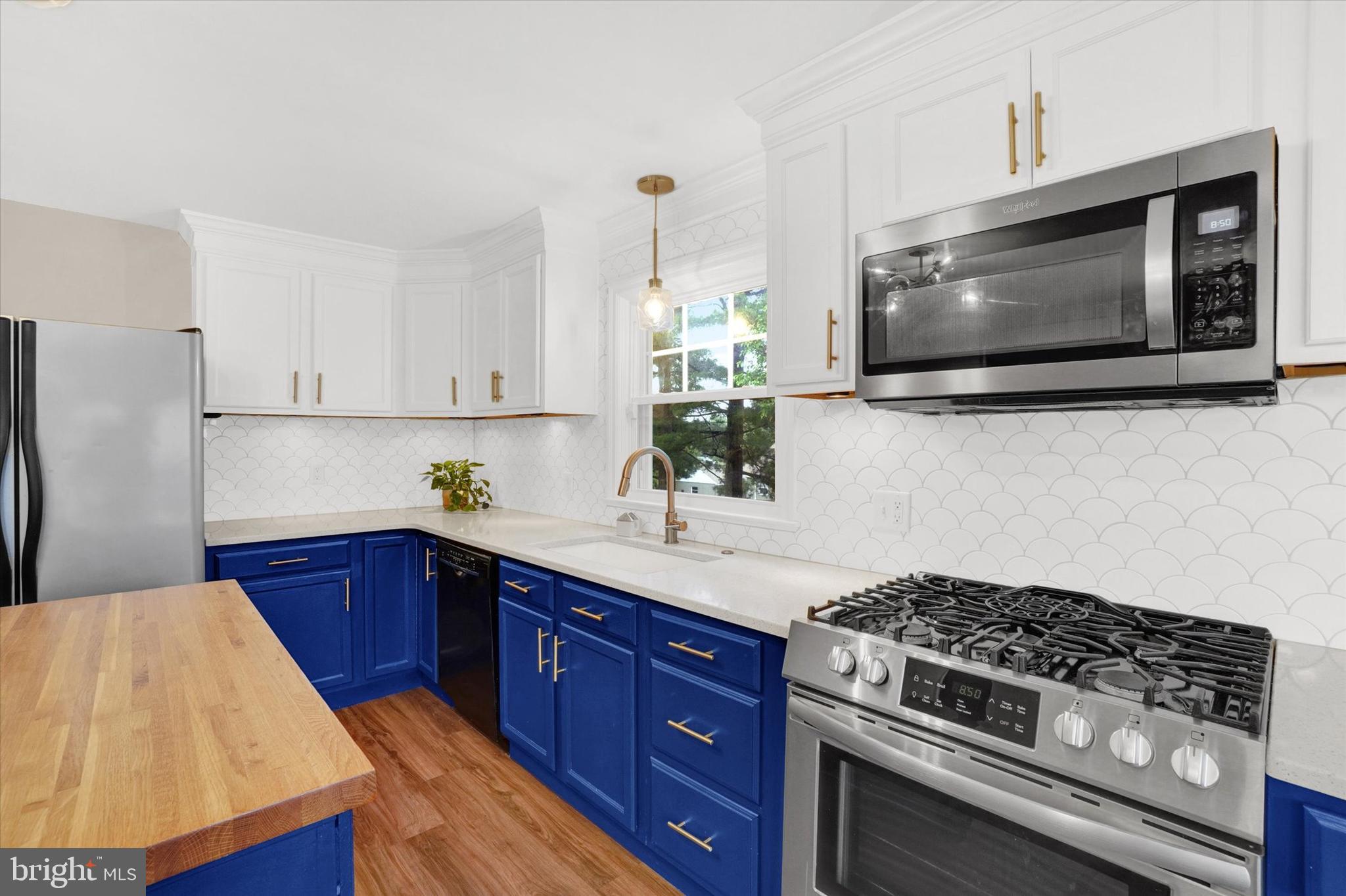 1169 Valley View Road York, PA 17403 - Photo 6 of 28 Gallery Image 6