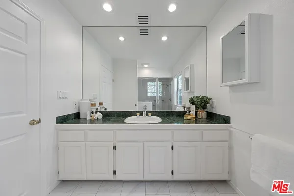 $9,000 | 11543 Sunshine Terrace, Studio City, CA 91604