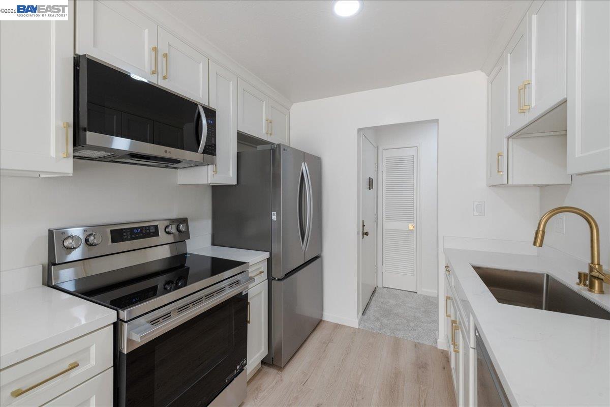 8975 Alcosta Boulevard, Unit 130 San Ramon, CA 94583 - Photo 1 of 36