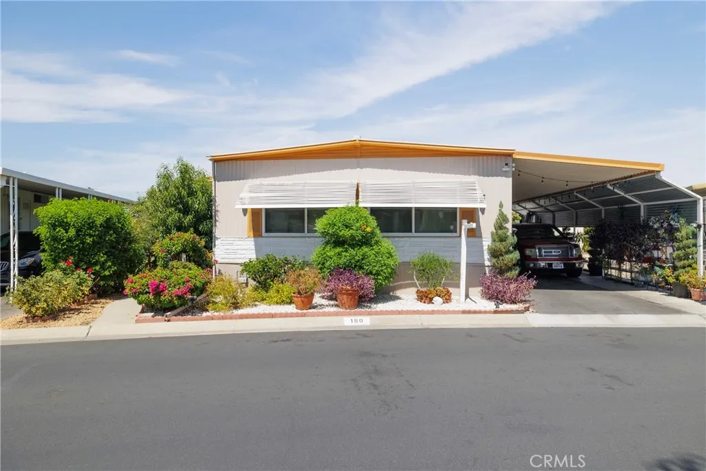 3700 Buchanan Street, Unit 180 Riverside, CA 92503 - Photo 2 of 23