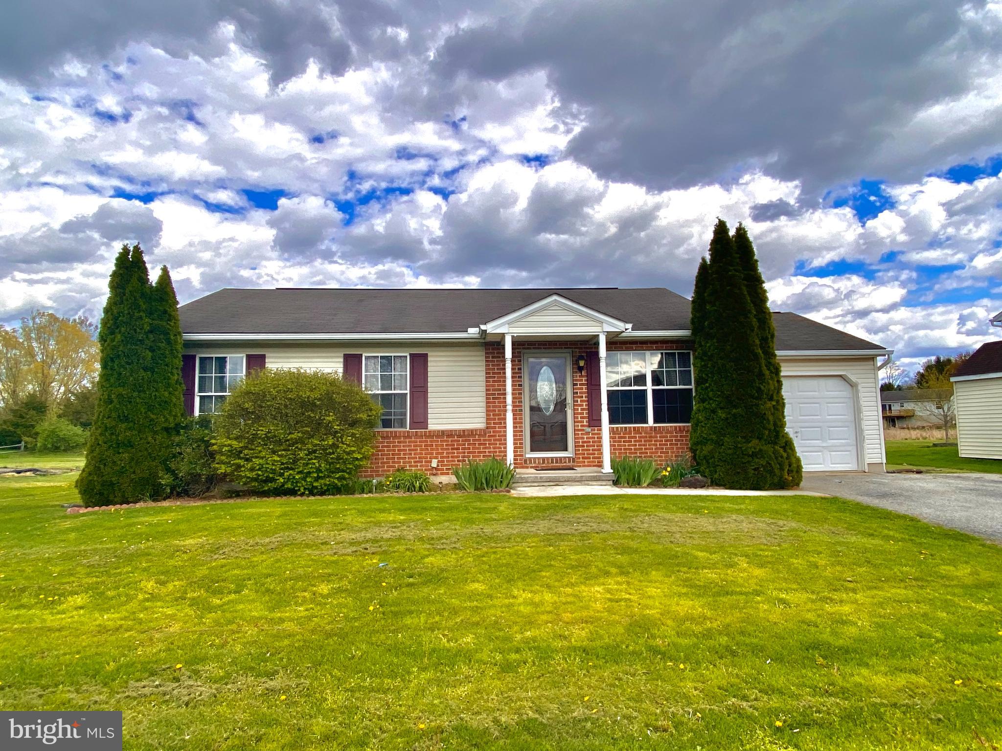 68 Kinneman Road Abbottstown, PA 17301 - Photo 1 of 26 Gallery Image 1