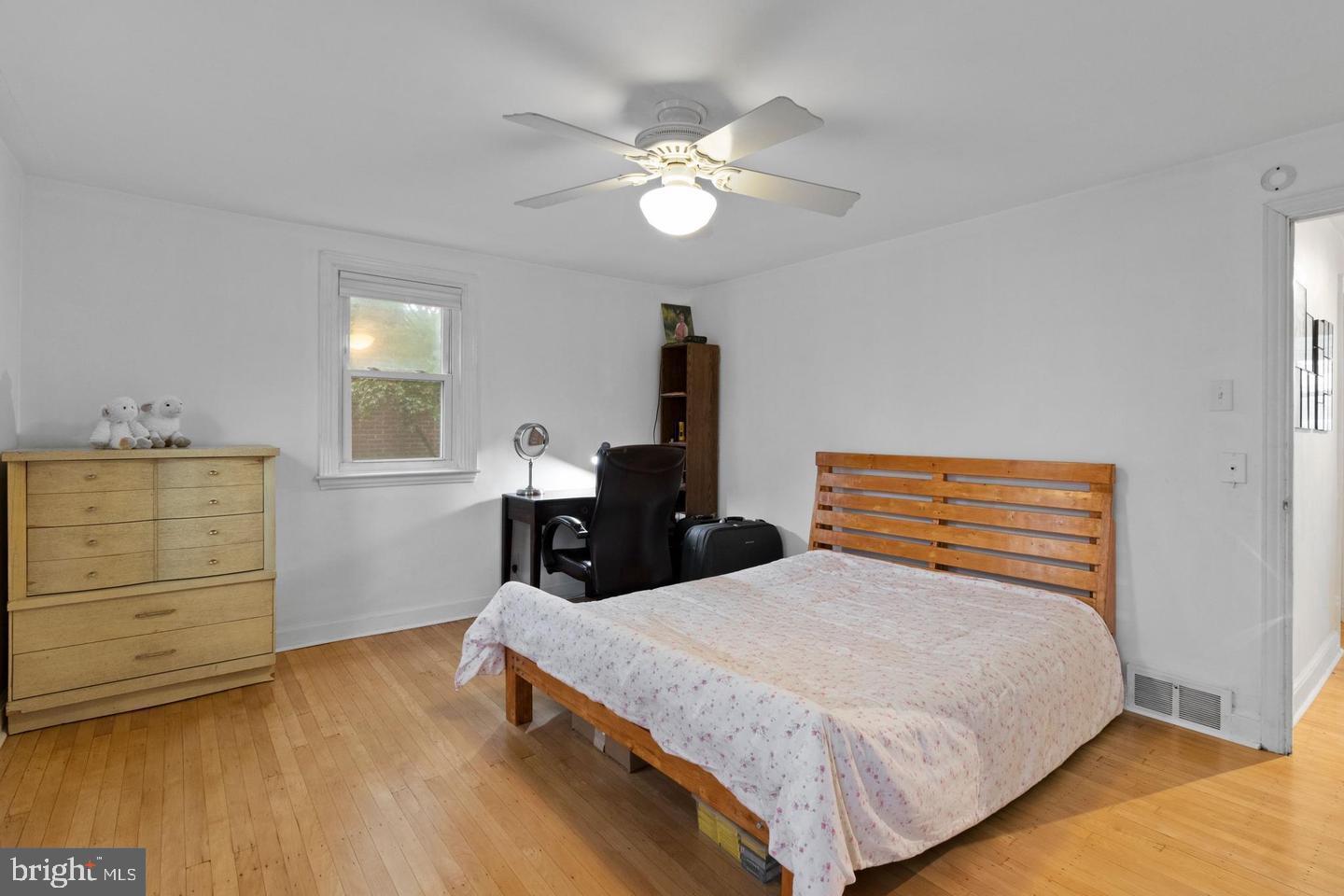107 Rockglen Road Wynnewood, PA 19096 - Photo 11 of 26 Gallery Image 11