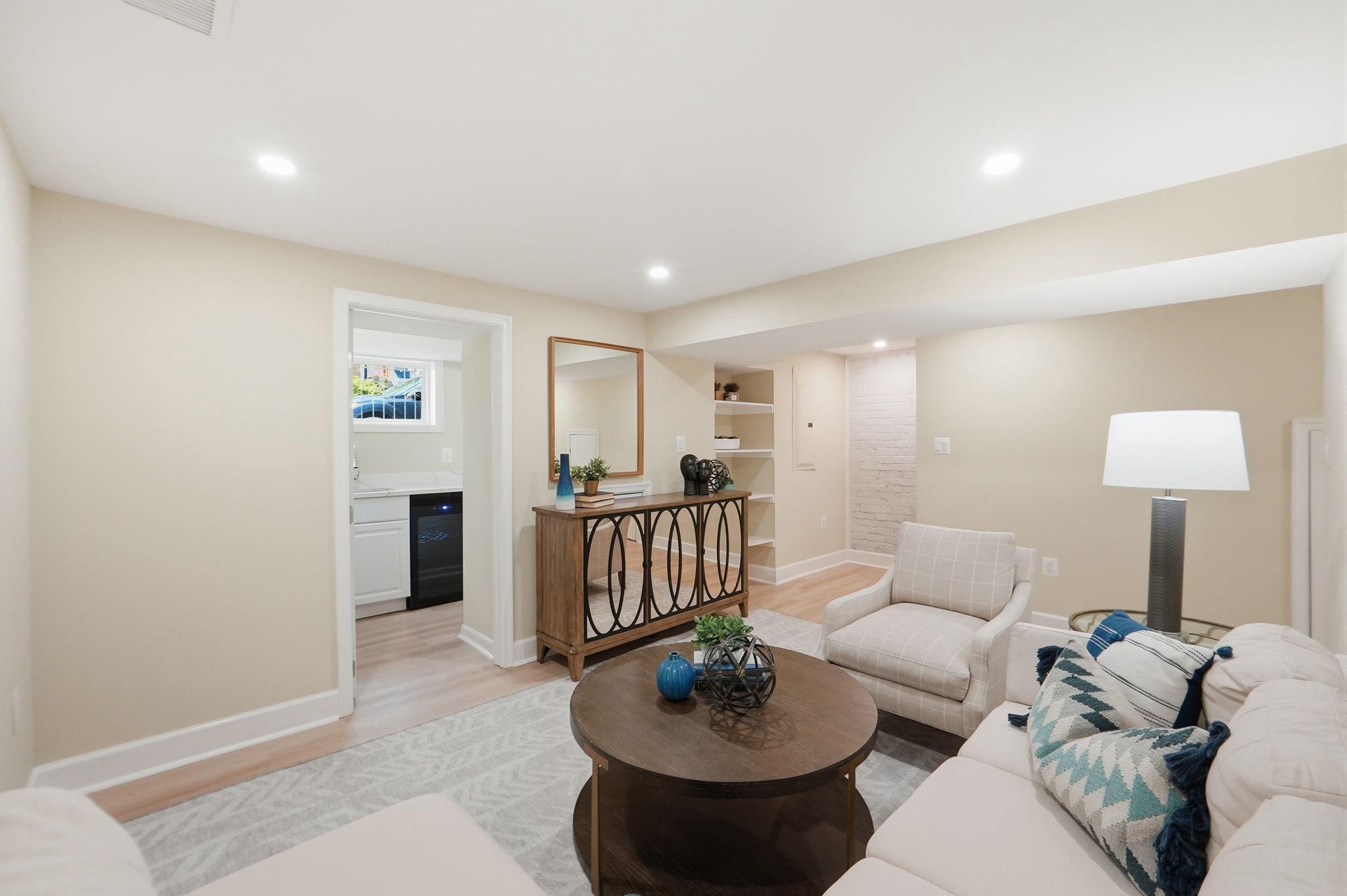 518 Columbia Road Northwest Washington, DC 20001 - Photo 25 of 35 Bright and inviting living space.