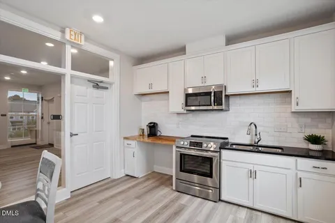 $629,900 | 800 Gathering Park Circle, Unit 304, Cary, NC 27519