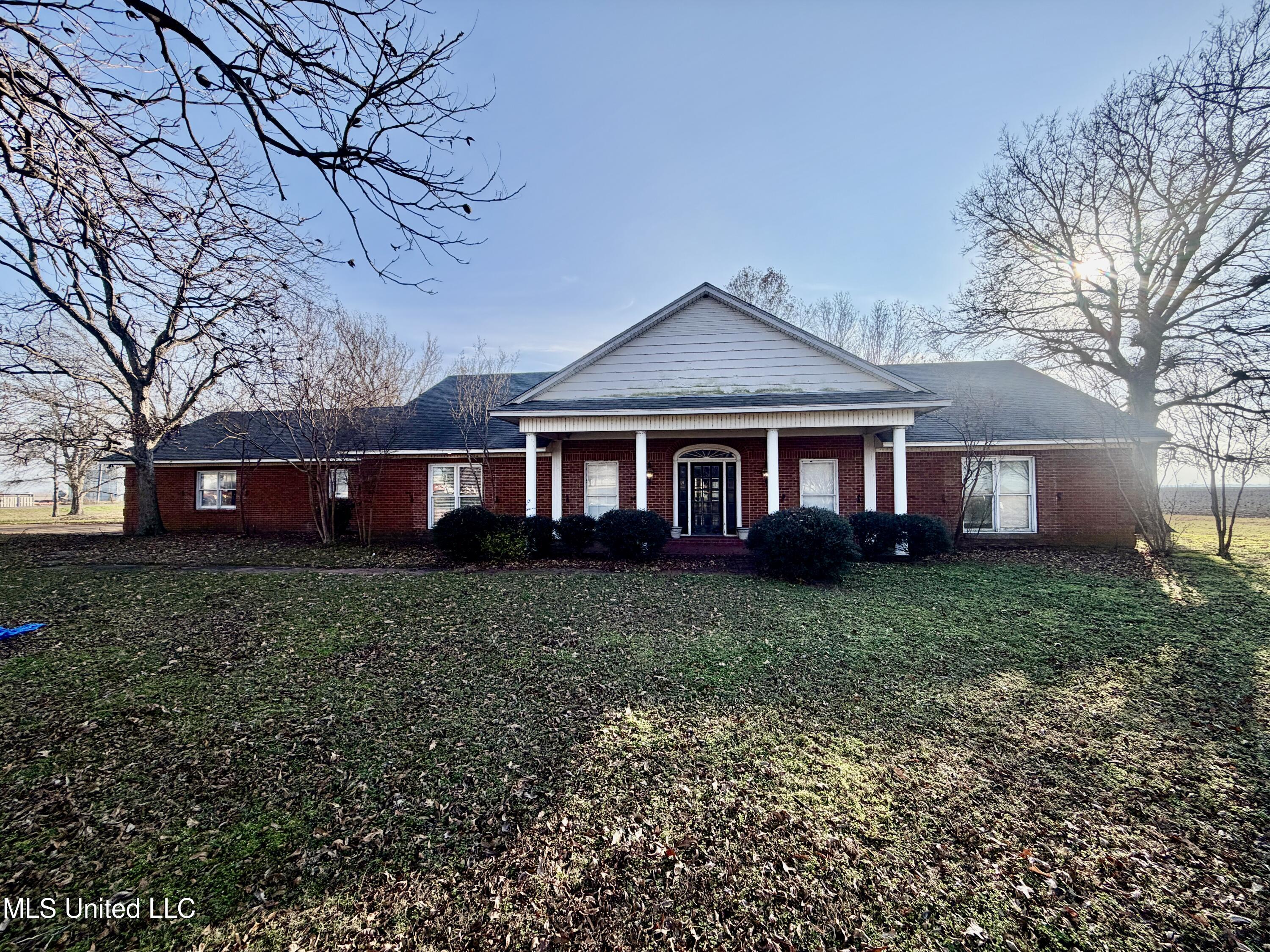 2907 Highway 8 Cleveland, MS 38732 - Photo 1 of 24 IMG_1575