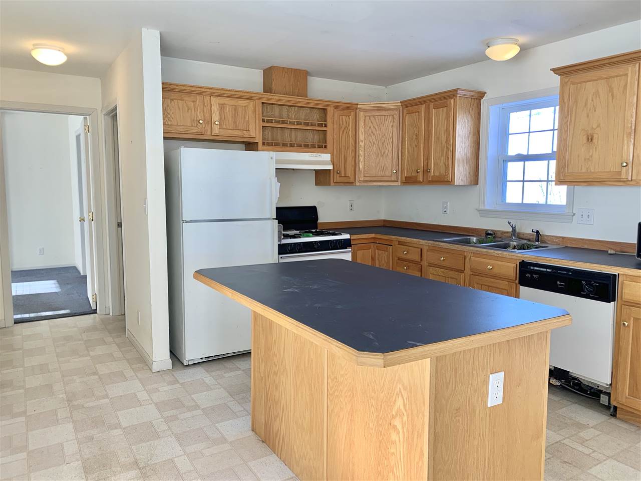 86 Hewitt Hill Road Pomfret, VT 05053 - Photo 5 of 19