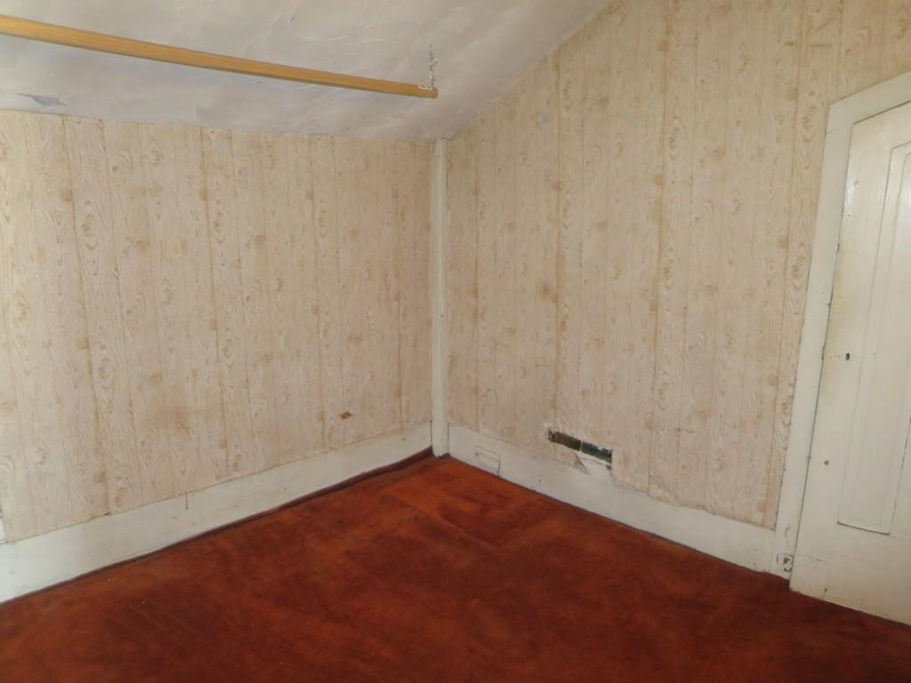 2 Chestnut Street Monson, MA 01057 - Photo 11 of 32