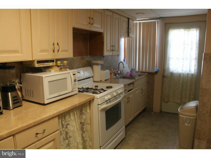 1327 Argus Road Camden, NJ 08104 - Photo 6 of 16 Kitchen