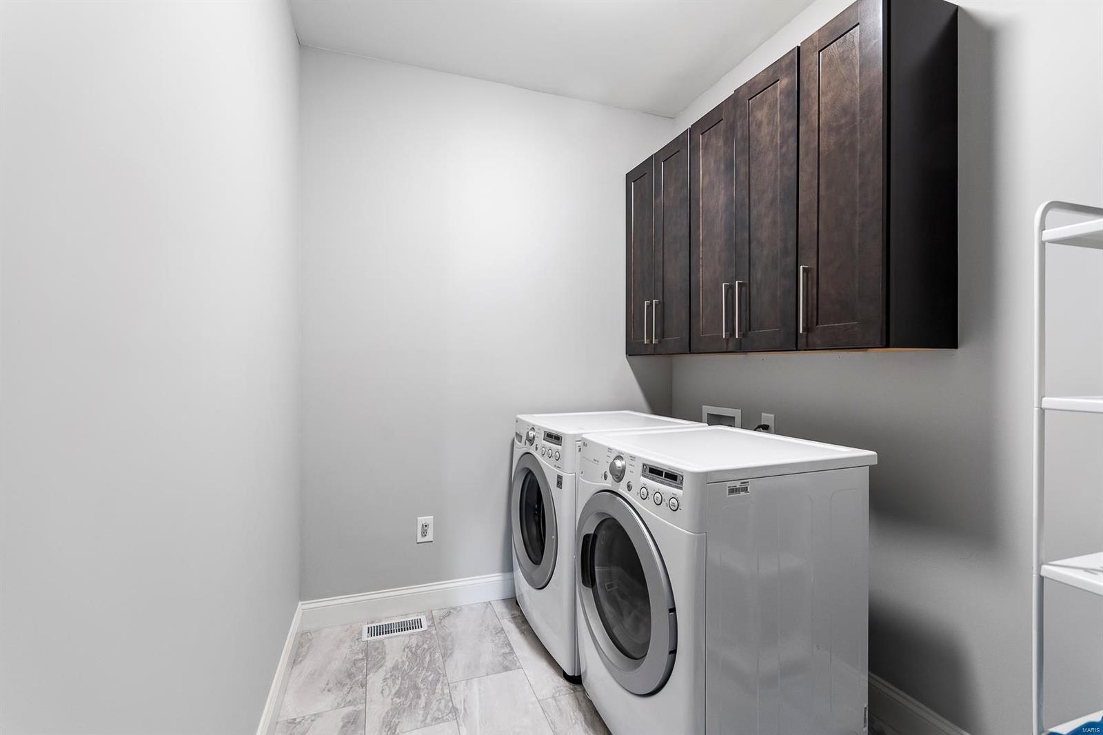 1518 Ridgepointe Pl Drive Lake St. Louis, MO 63367 - Photo 20 of 31